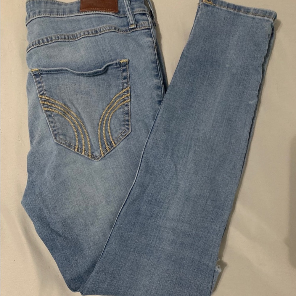 Medium Wash High Rise Hollister Jeans